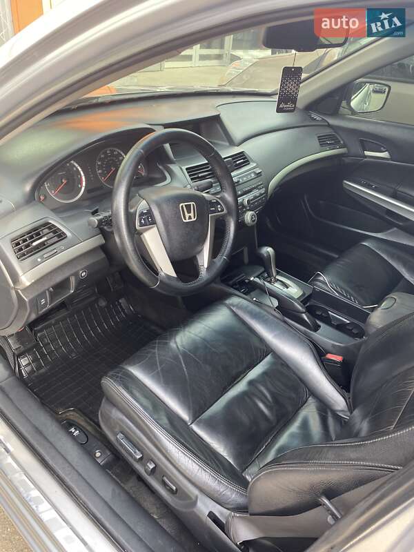 Седан Honda Accord 2007 в Киеве