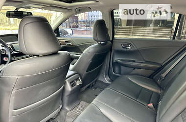 Седан Honda Accord 2016 в 