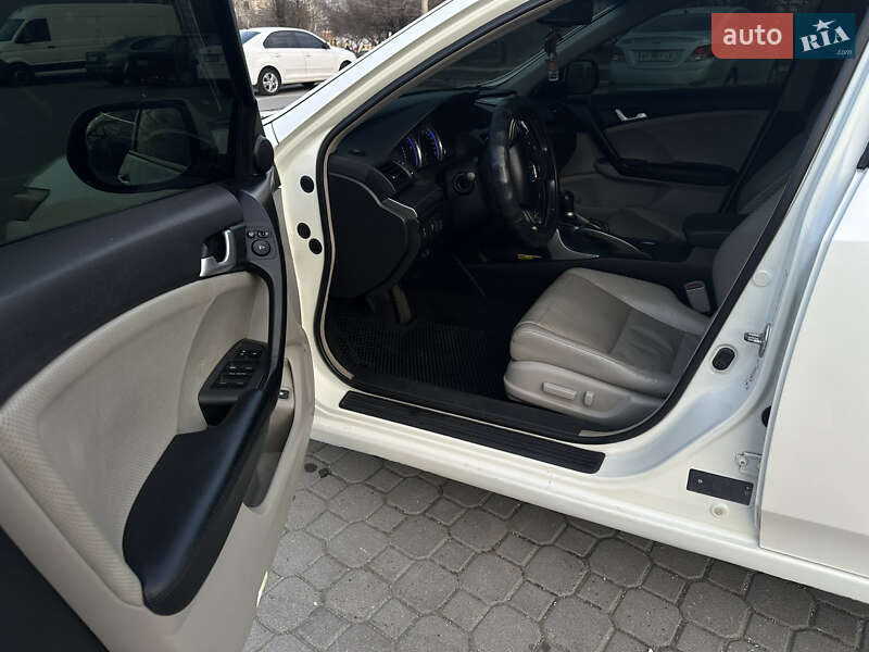 Седан Honda Accord 2011 в Запорожье