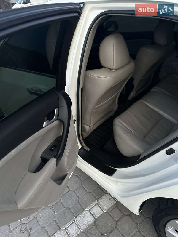 Седан Honda Accord 2011 в Запорожье