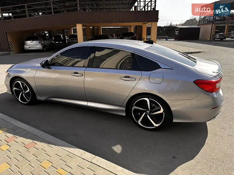Honda Accord 2022 VIN 1HGCV3F29NA008027 фото оголошення 8 з 68