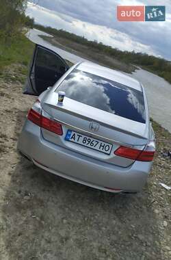 Седан Honda Accord 2014 в Івано-Франківську