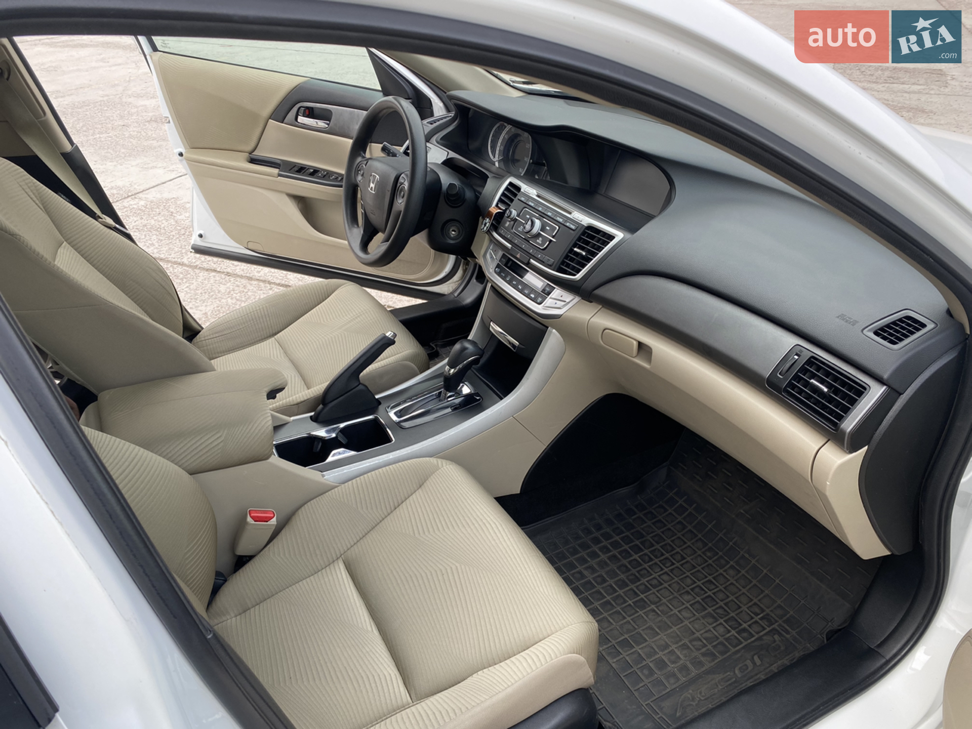 2014 Honda Accord - мініатюра 9