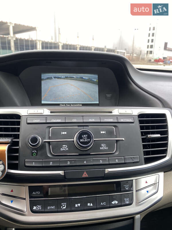 Седан Honda Accord 2014 в Киеве