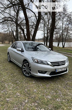 Седан Honda Accord 2014 в Мерефа