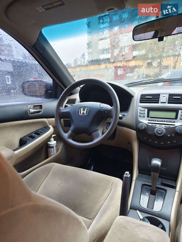Седан Honda Accord 2005 в Запорожье