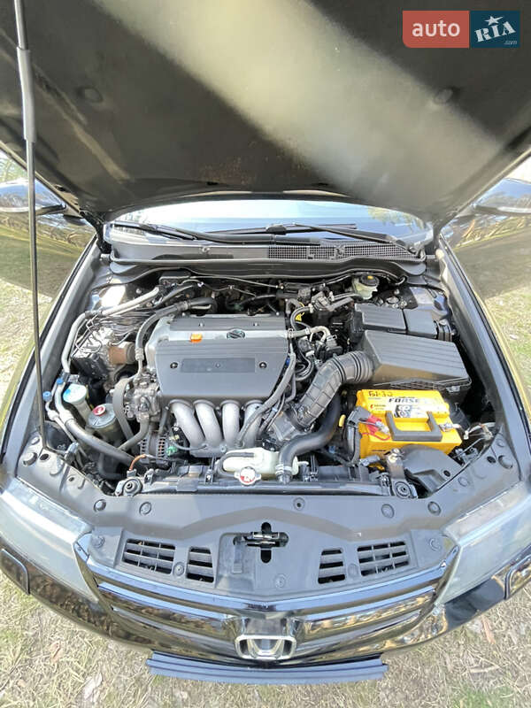 Седан Honda Accord 2006 в Ахтырке