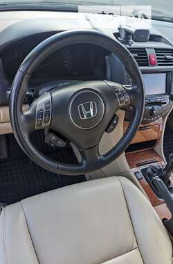 Седан Honda Accord 2006 в Березному