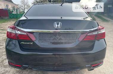 Седан Honda Accord 2016 в Умані