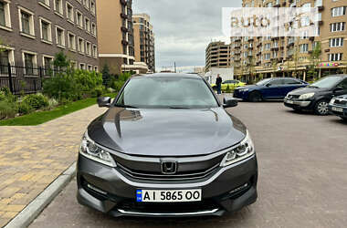 Седан Honda Accord 2016 в Киеве