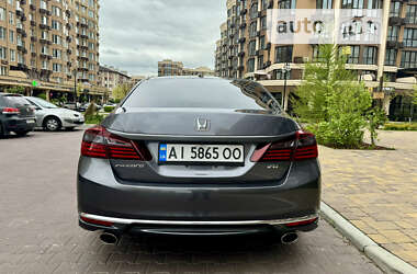 Седан Honda Accord 2016 в 
