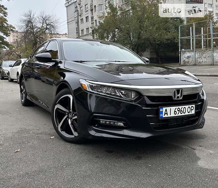 Седан Honda Accord 2017 в Києві