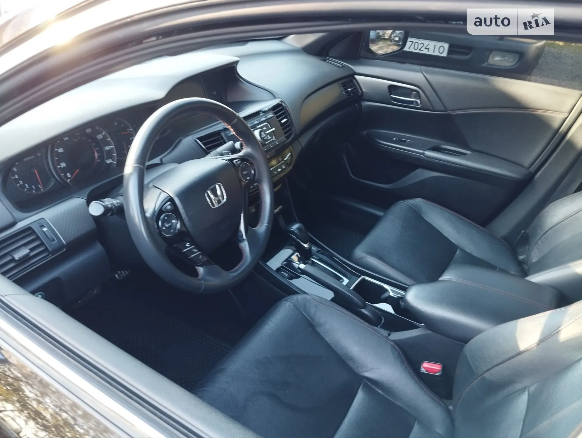 2017 Honda Accord - мініатюра 11