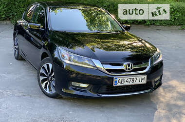 Седан Honda Accord 2014 в Тернополі