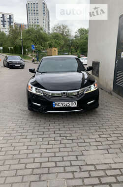 Седан Honda Accord 2016 в Львові