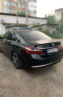 Седан Honda Accord 2016 в Львове