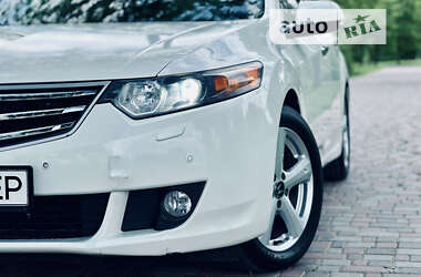 Універсал Honda Accord 2009 в Кропивницькому