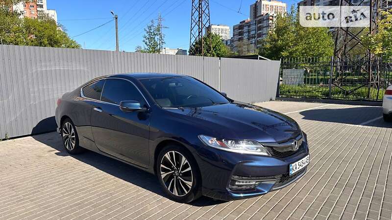 Купе Honda Accord 2015 в Києві