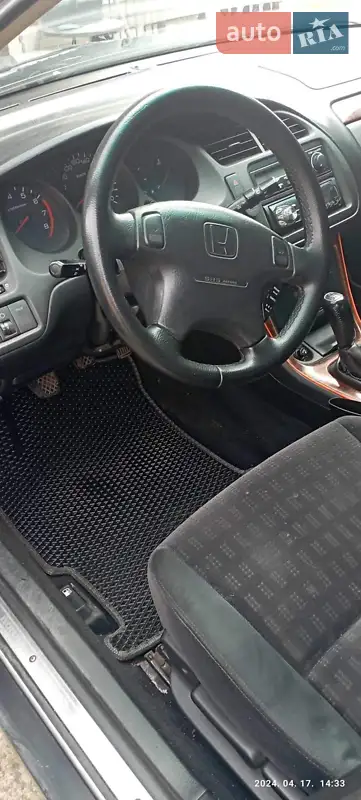 Honda Accord 2001 VIN SHHCH67701U200311 фото оголошення 3 з 46