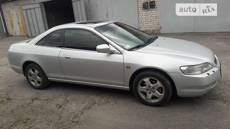 Купе Honda Accord 2000 в Харькове