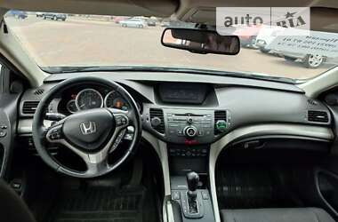 Седан Honda Accord 2009 в Чернигове