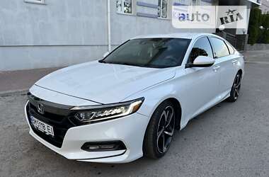 Седан Honda Accord 2020 в Ромнах