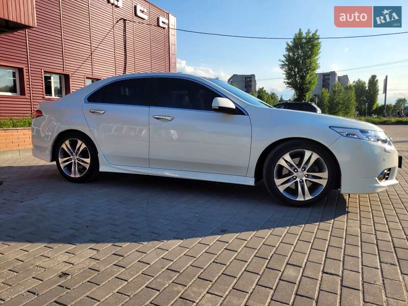Honda Accord 2011