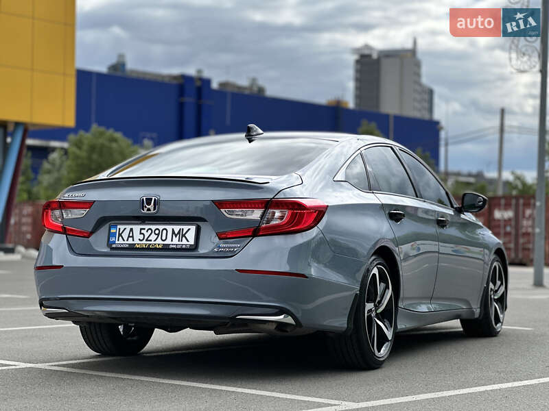 Седан Honda Accord 2022 в Киеве
