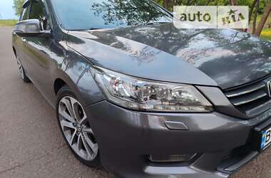 Седан Honda Accord 2013 в Кременчуге