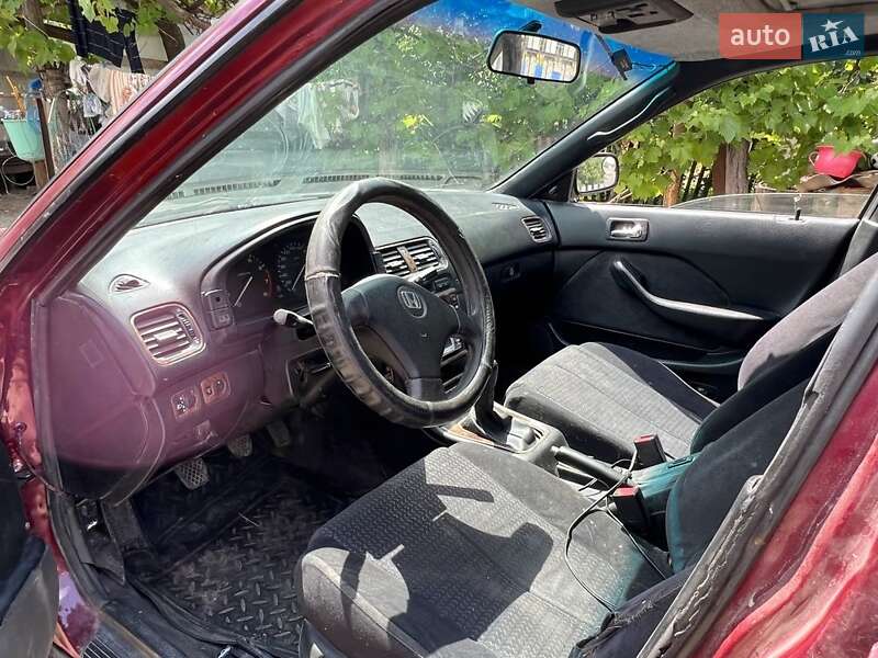 Седан Honda Accord 1993 в Кам'янець-Подільському