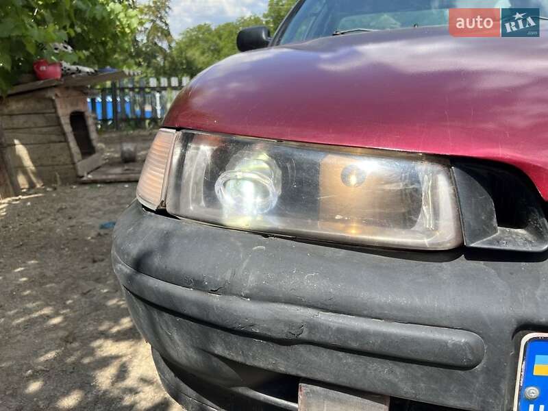 Седан Honda Accord 1993 в Кам'янець-Подільському