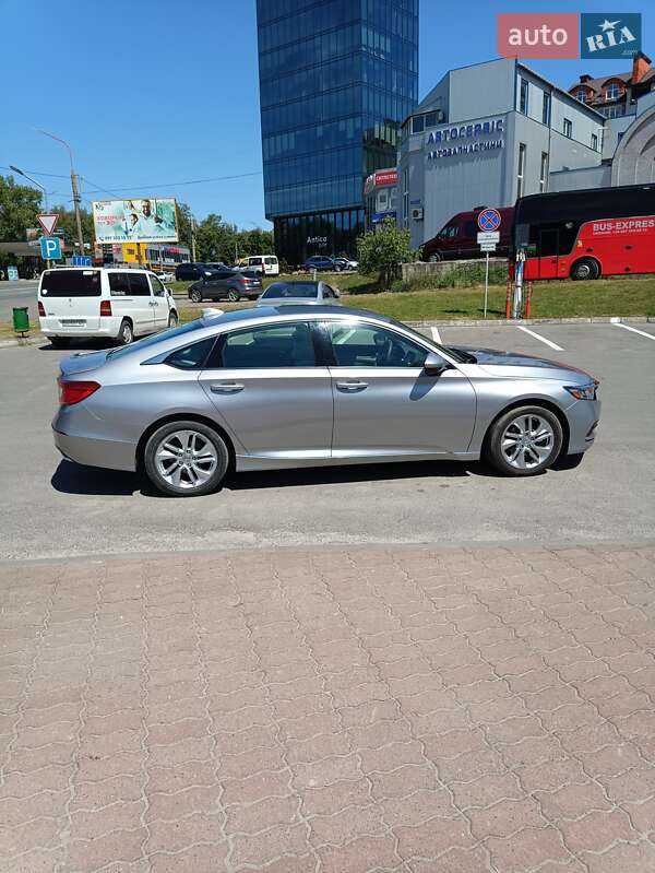 Седан Honda Accord 2019 в Тернополі