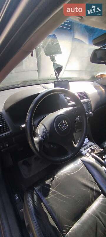 Седан Honda Accord 2006 в Чернигове