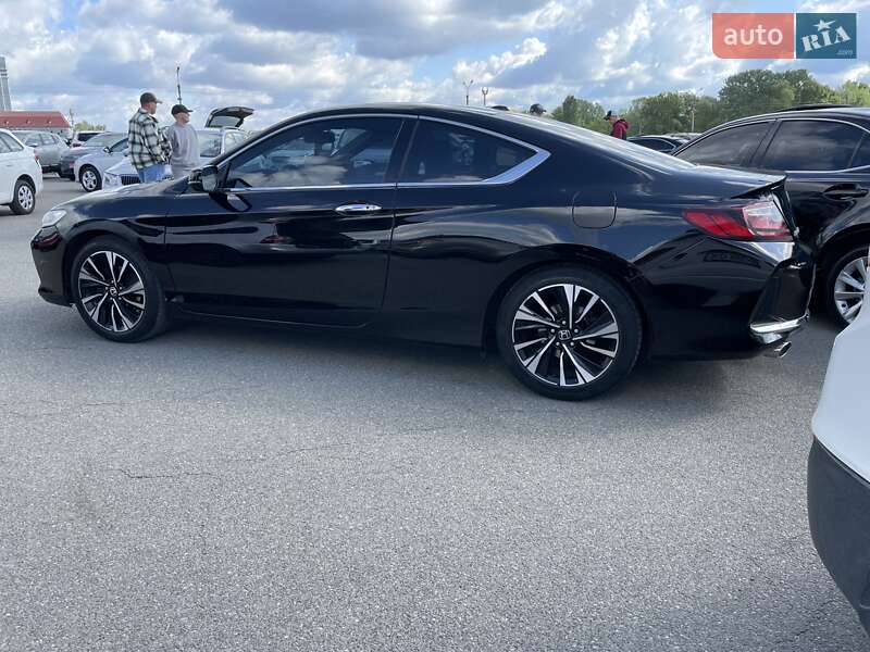 Купе Honda Accord 2015 в Києві