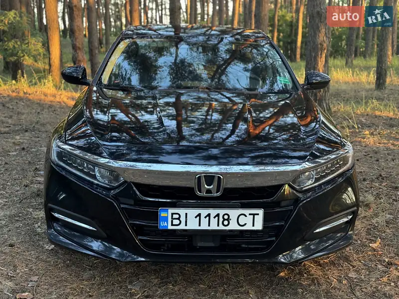 Honda Accord 2019 VIN 1HGCV3F13KA013128 фото оголошення 34 з 90
