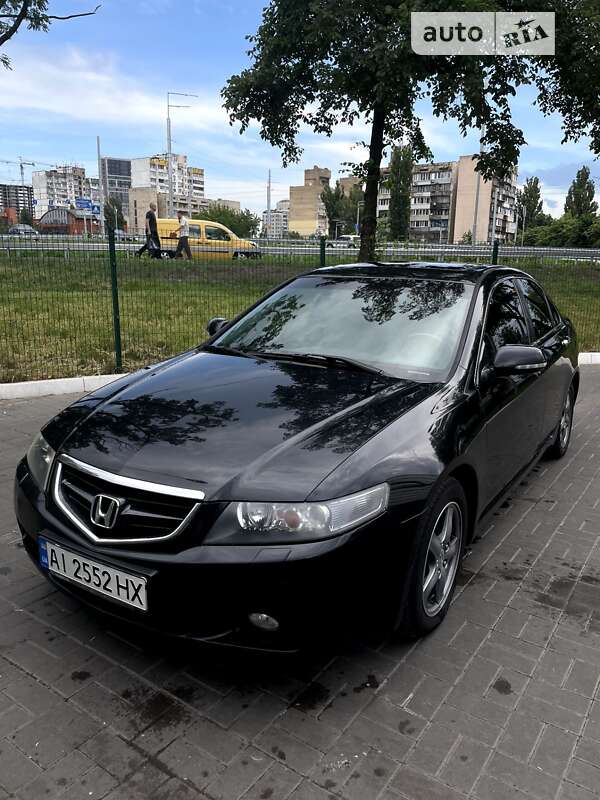 Седан Honda Accord 2005 в Києві