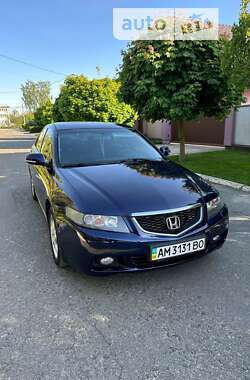 Седан Honda Accord 2004 в Петропавлівській Борщагівці