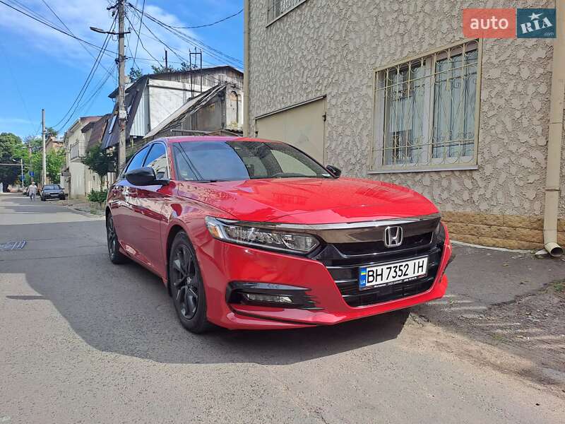 Седан Honda Accord 2017 в Одессе