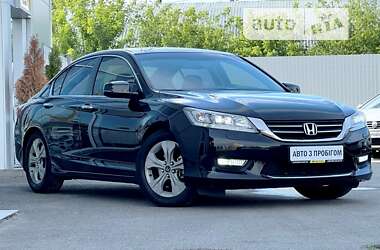 Седан Honda Accord 2013 в Киеве