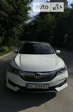 Седан Honda Accord 2016 в Львові