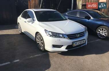 Седан Honda Accord 2013 в 