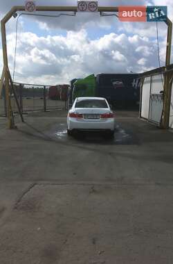 Седан Honda Accord 2013 в 