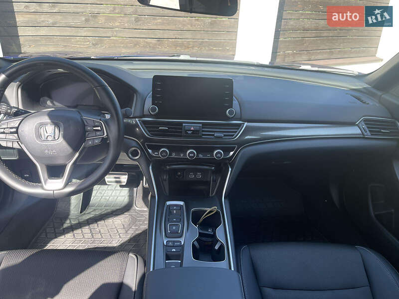 Седан Honda Accord 2022 в Вінниці