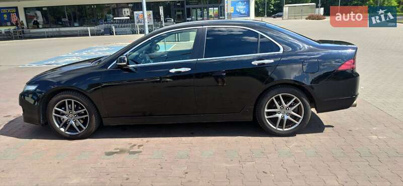 Седан Honda Accord 2006 в Старій Синяві