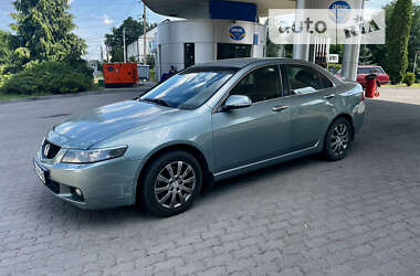 Седан Honda Accord 2004 в Виннице