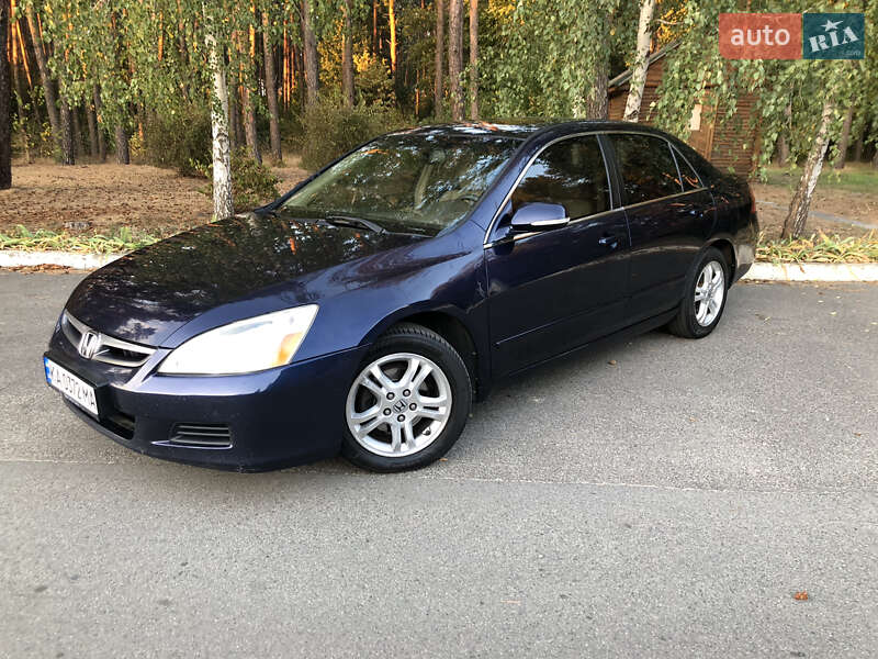 Седан Honda Accord 2006 в Киеве