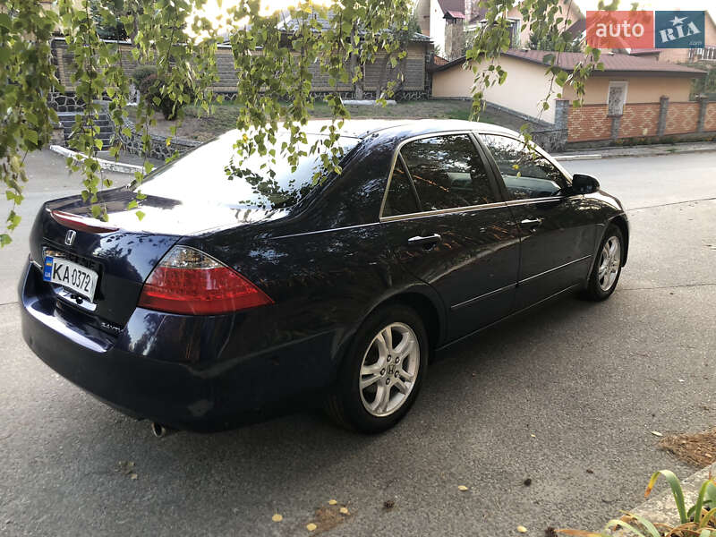 Седан Honda Accord 2006 в Киеве