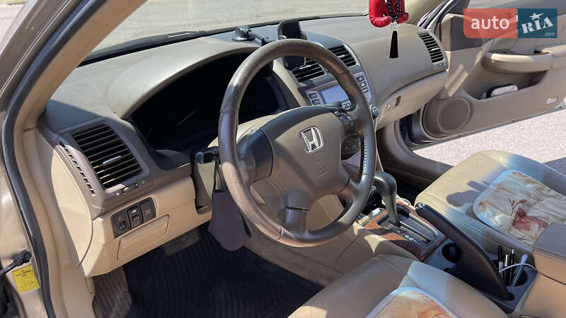 Седан Honda Accord 2006 в Черкасах