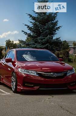 Купе Honda Accord 2016 в Києві