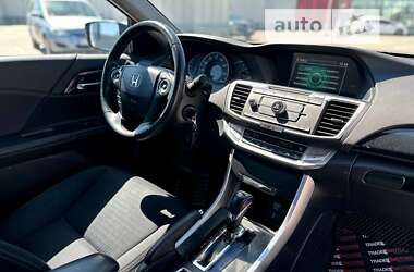 Седан Honda Accord 2014 в Києві